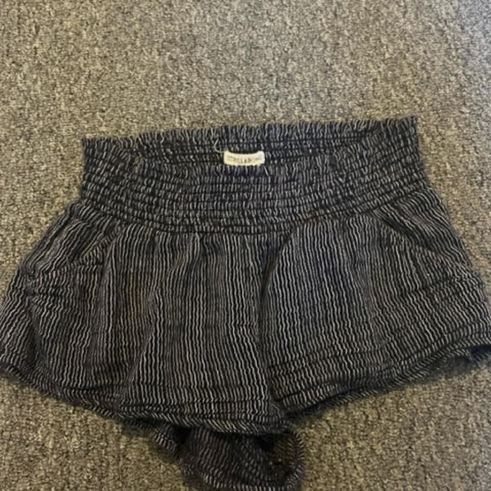 BILLABONG beach shorts